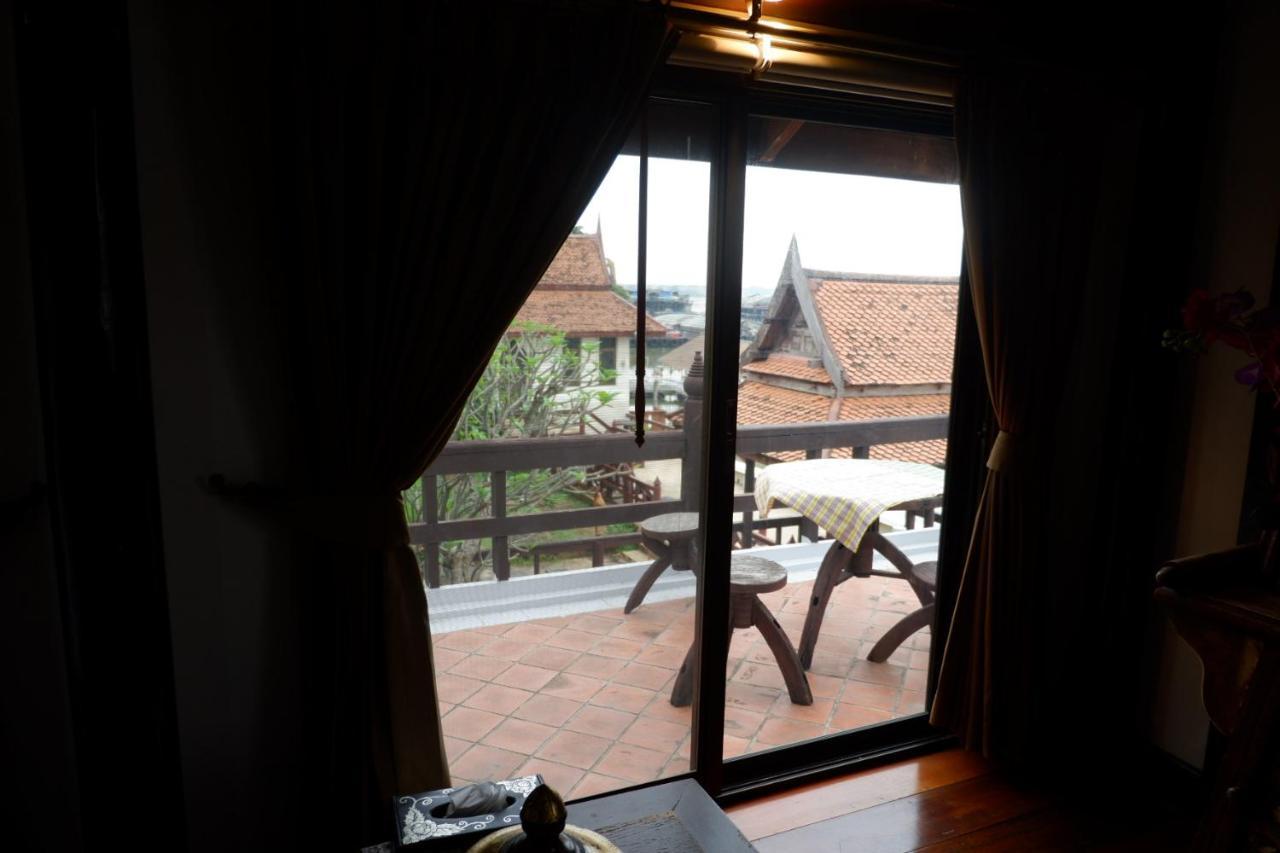 Ayutthaya Garden River Home Ban Bang Krasan Exterior foto