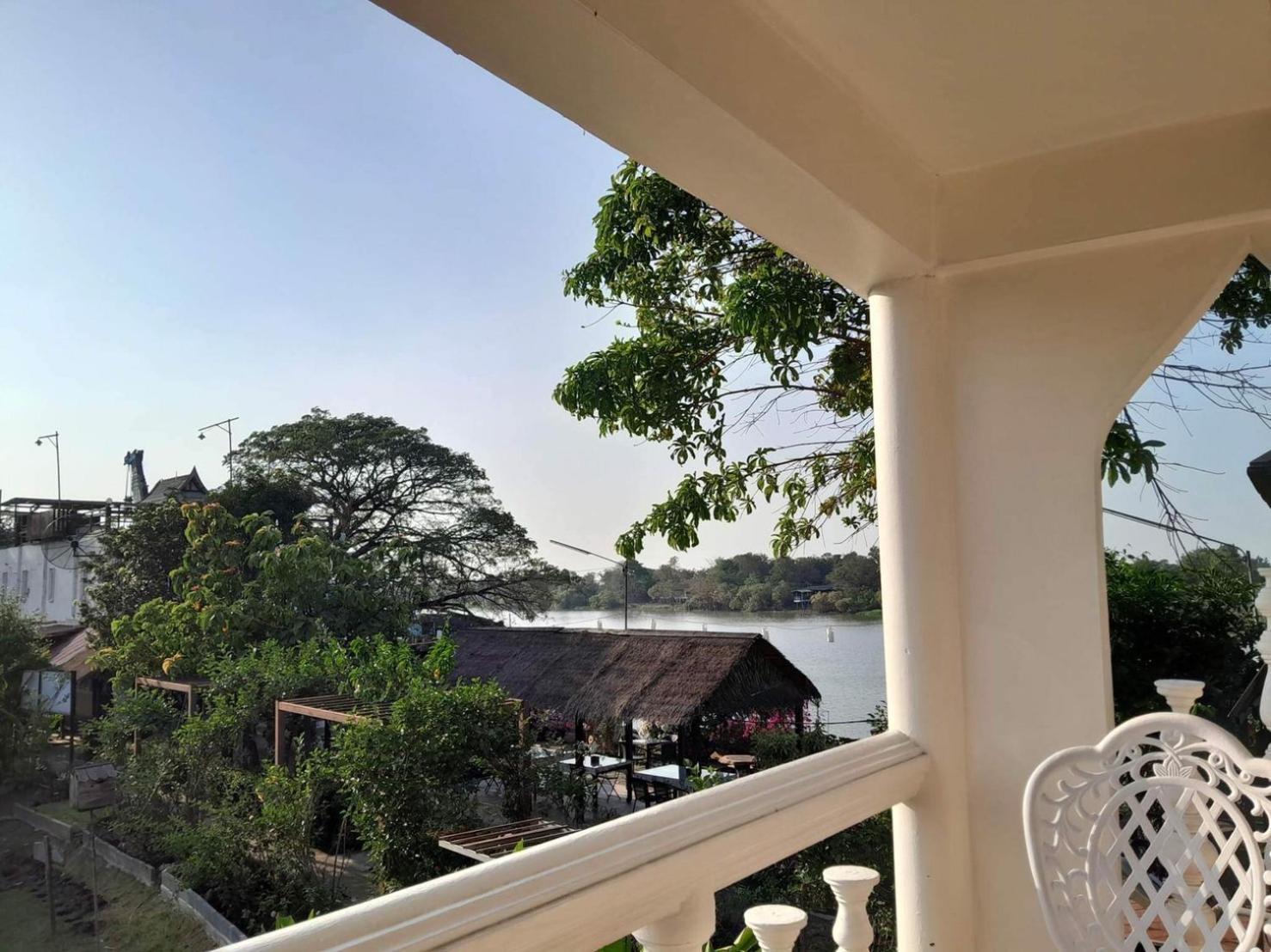 Ayutthaya Garden River Home Ban Bang Krasan Exterior foto