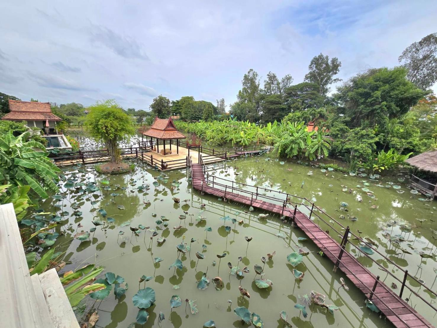 Ayutthaya Garden River Home Ban Bang Krasan Exterior foto