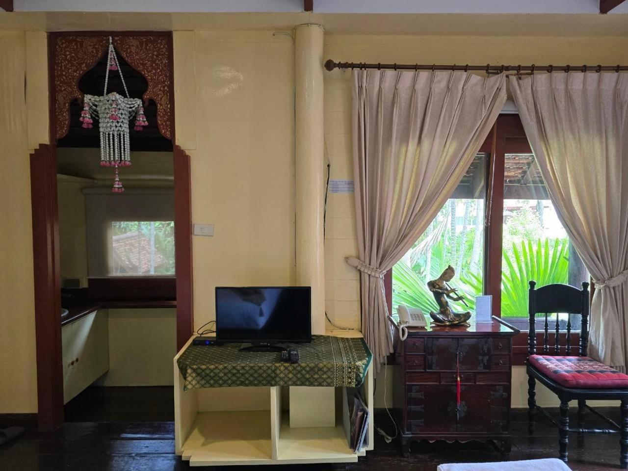 Ayutthaya Garden River Home Ban Bang Krasan Exterior foto